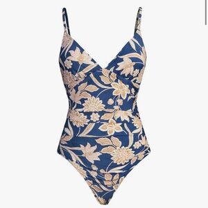 CUPSHE Women's Medium One Piece Bathing Suit V Neck Adjustable Straps long torso